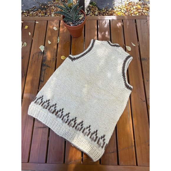 70s Hand Knit 100% Icelandic Wool Sweater Vest Wood Toggles Ivory Brown Chest 39 - Picture 6 of 6